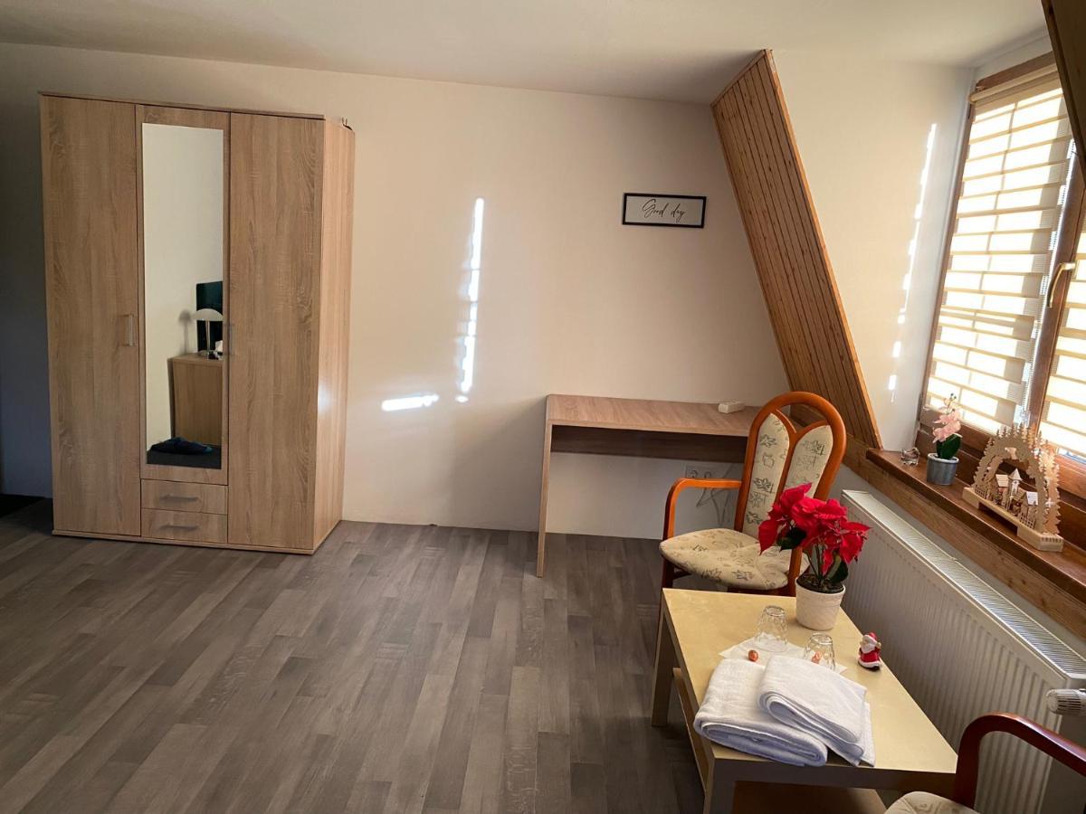 Zimmervermietung Abir Dresda Esterno foto